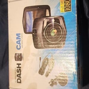 1080p Dash Cam with Night Vision - Black